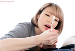 Aida Miku on her knees giving handjob and cock cumming in her hand