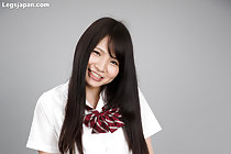 Kogal Iori Sana giving footjob in uniform with bare feet