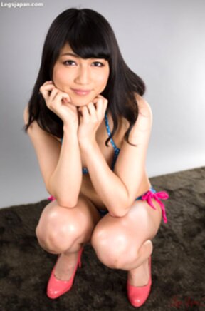 Saionji Reo in blue bra and panties giving leg sex and footjob